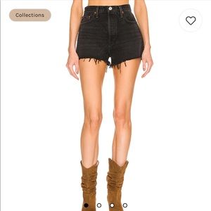 Redone Originals 70's High Rise Short in Broken Black